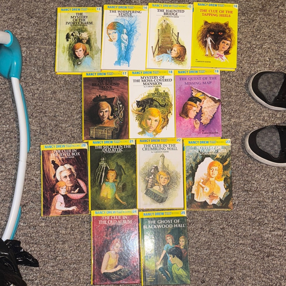 collection of 13 Nancy Drew Mystery Stories hardcover books